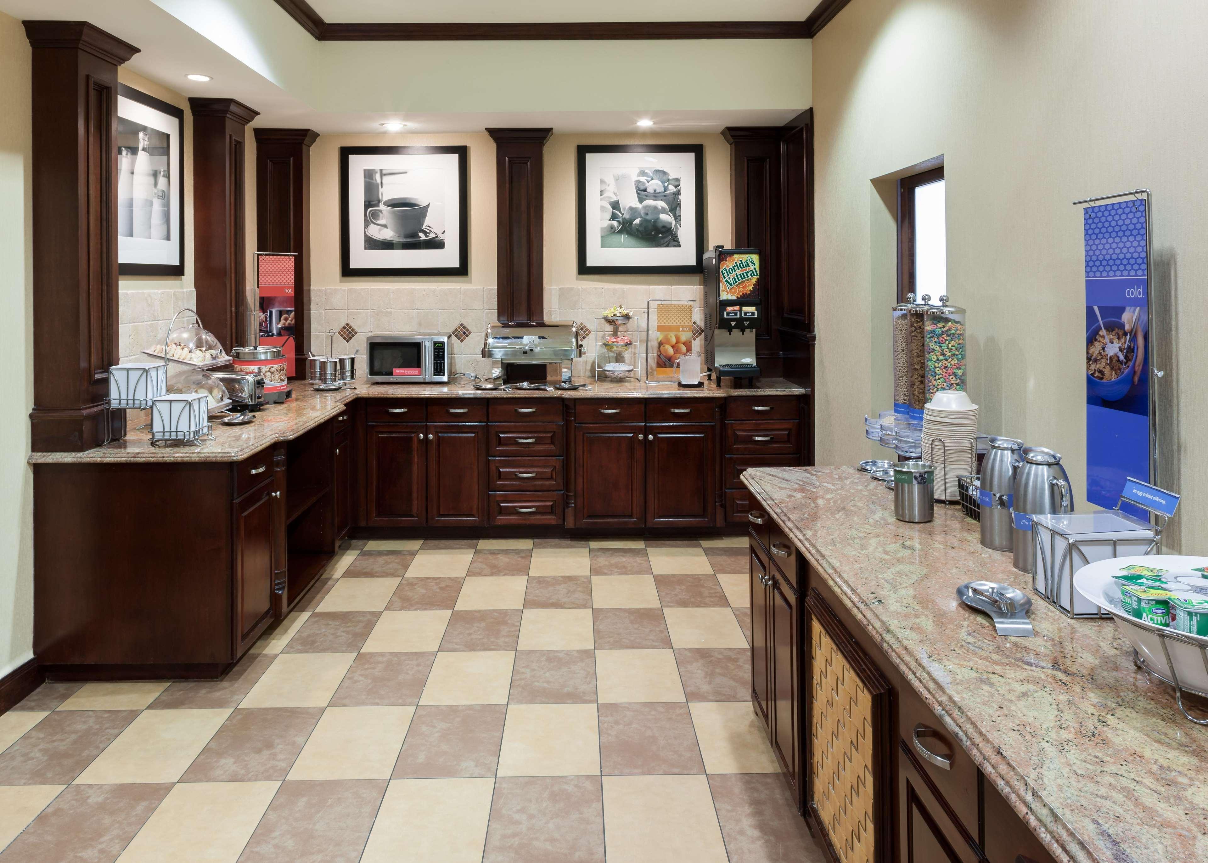 Hampton Inn & Suites Dallas-Arlington-South מראה חיצוני תמונה