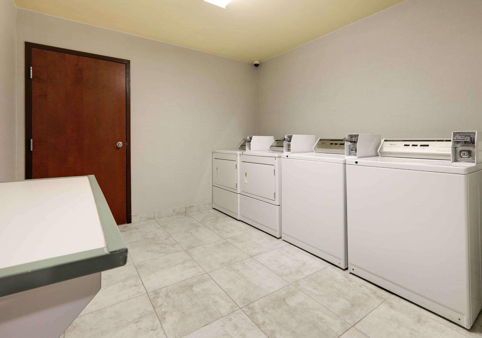 Hampton Inn & Suites Dallas-Arlington-South מראה חיצוני תמונה