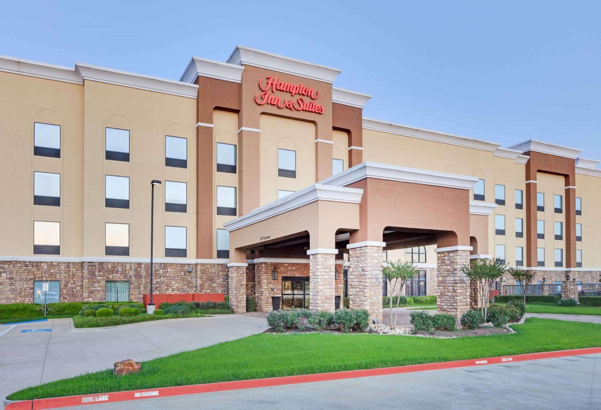 Hampton Inn & Suites Dallas-Arlington-South מראה חיצוני תמונה