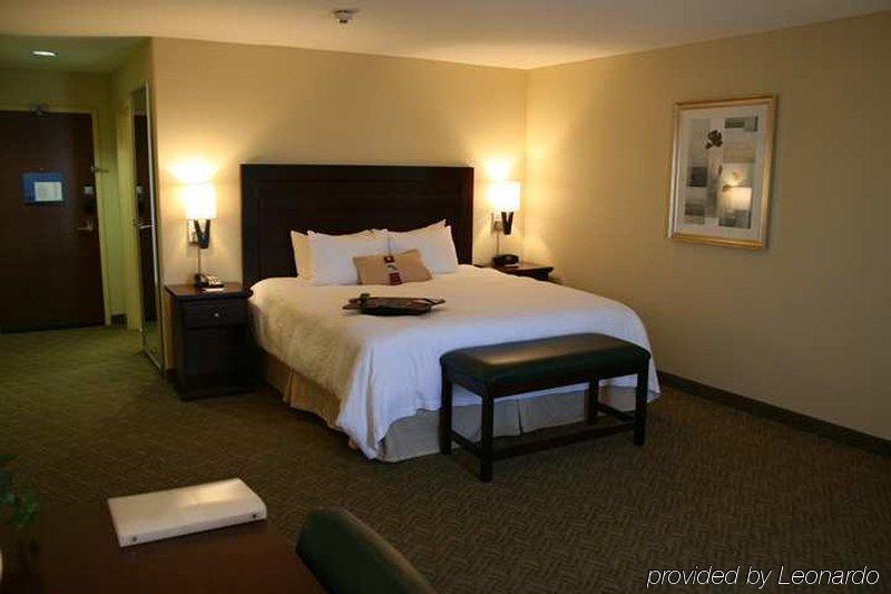 Hampton Inn & Suites Dallas-Arlington-South מראה חיצוני תמונה