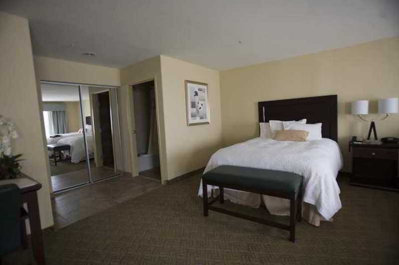 Hampton Inn & Suites Dallas-Arlington-South חדר תמונה